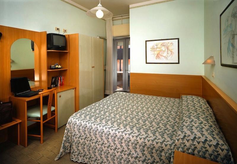 Chambre Double ou Lits Jumeaux Économique