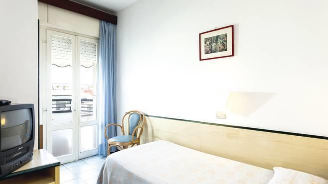 Single Room,450073845:JPEG