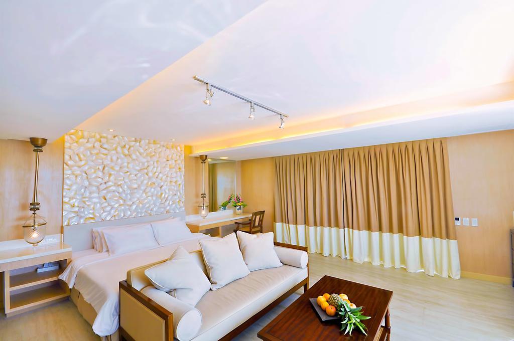 Seaside Suite