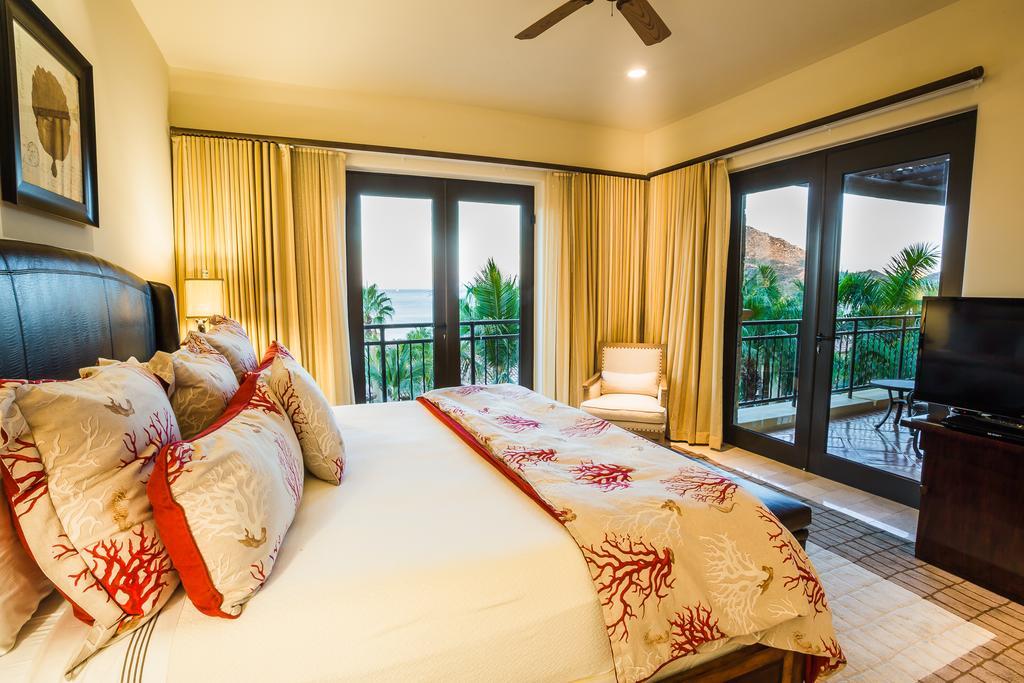 Three Bedroom Residence Den,640147683:JPEG