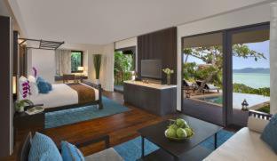 Suite de lujo frente al mar con piscina