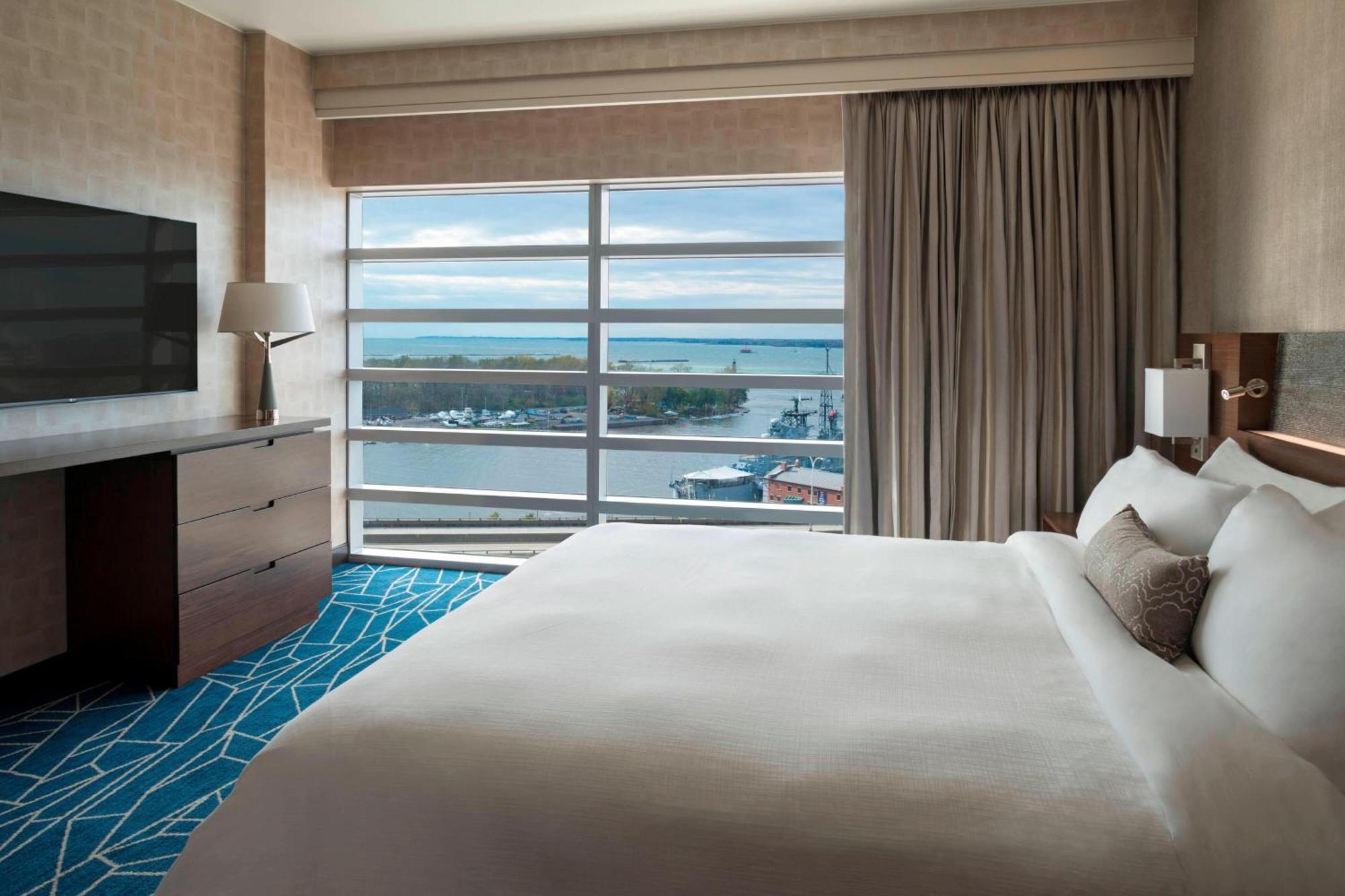 King Room with Lake View
