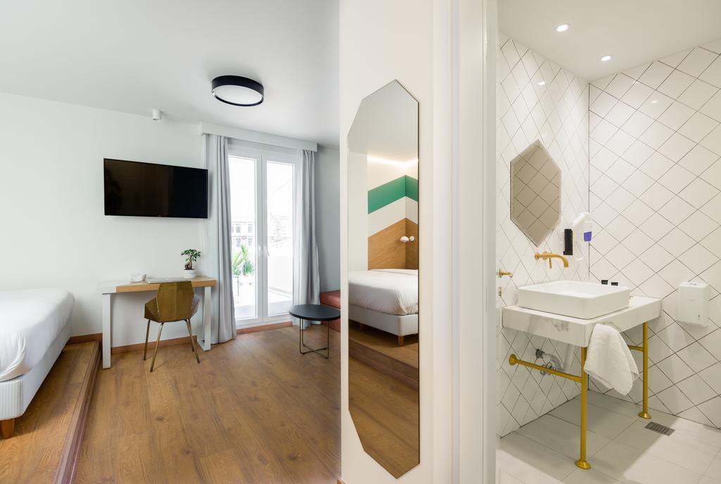 Habitación Doble Deluxe con terraza privada y jacuzzi