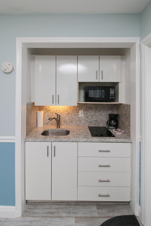 Studio (2 Adults)