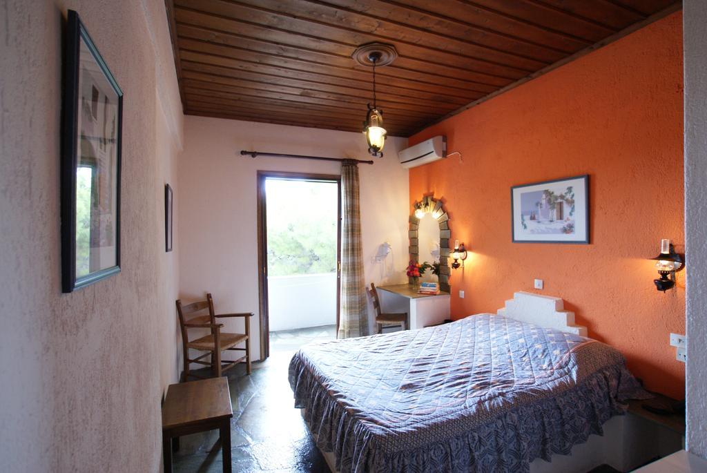 Double Room with Street View