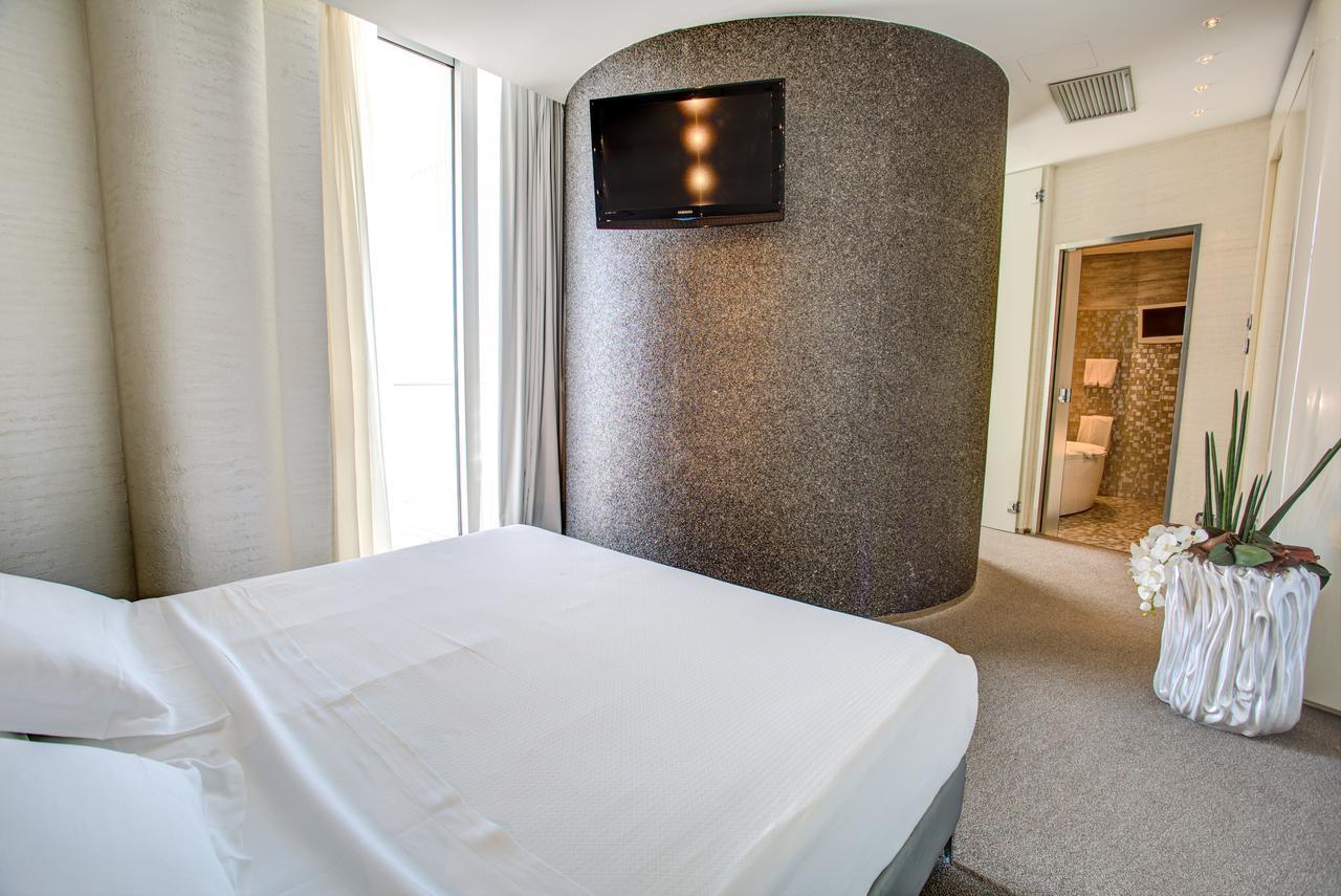 Luxury Two-Bedroom Suite Split Level sea view,110245638:JPEG