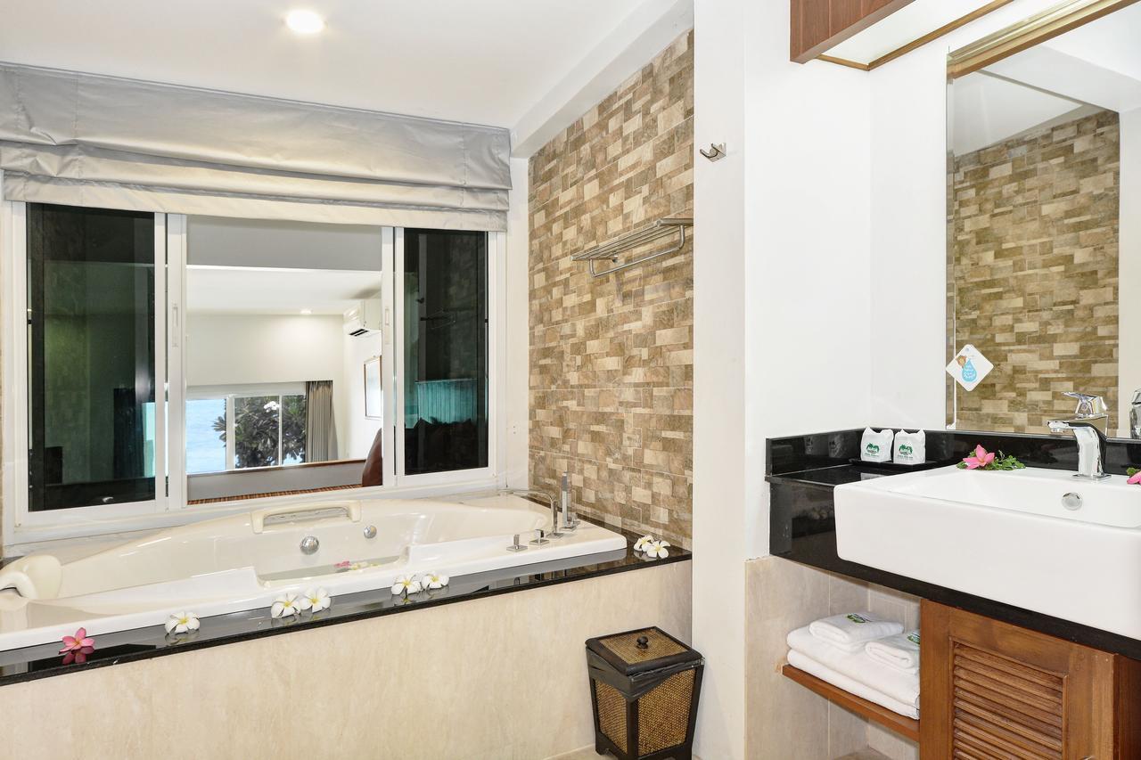 Suite with Sea View