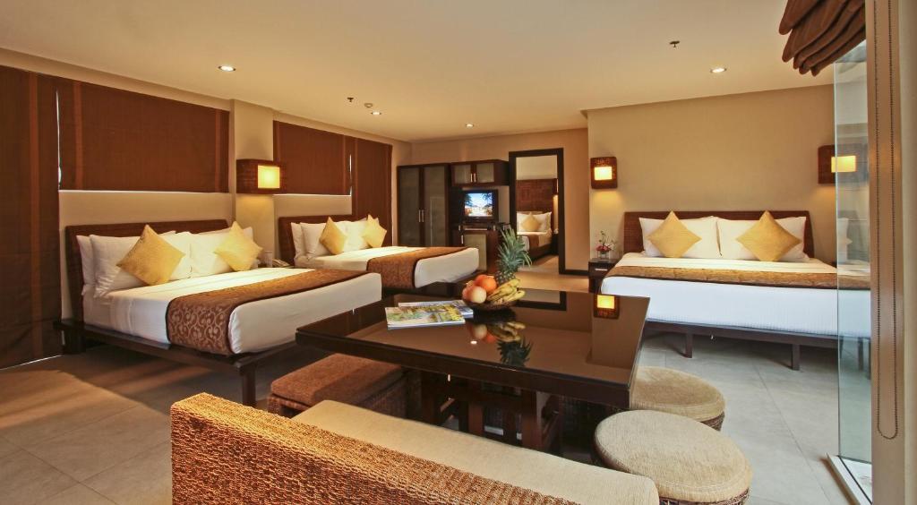 Grand Familiensuite mit Zugang zum Pool