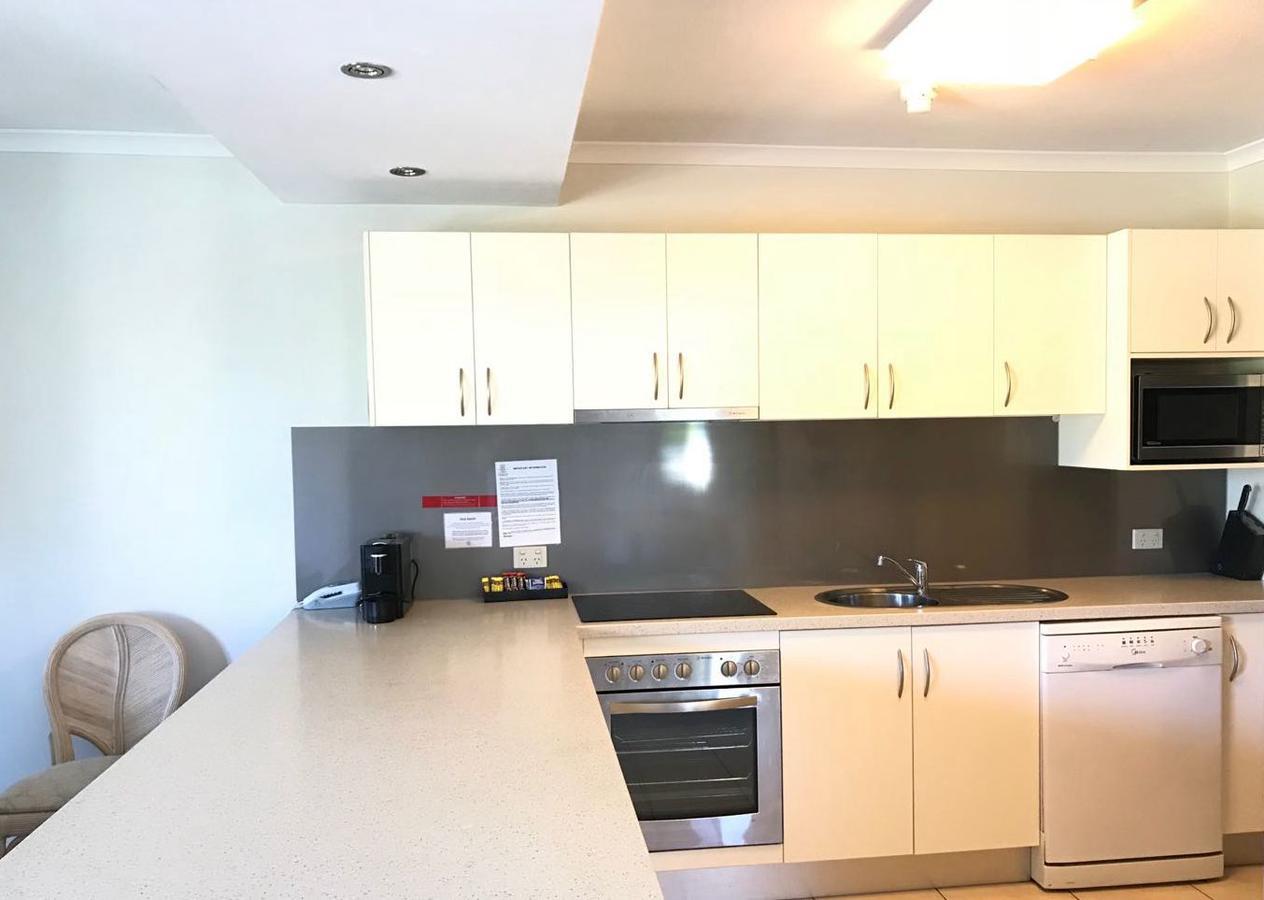 Sea View Two Bedroom Apartment (Free WIFI access)