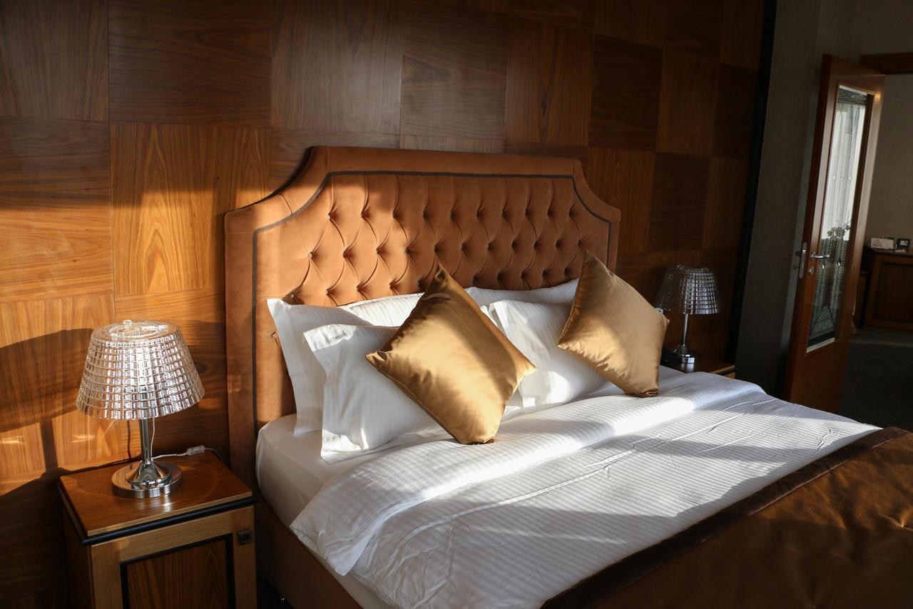 Deluxe Double Room,547336809:JPEG
