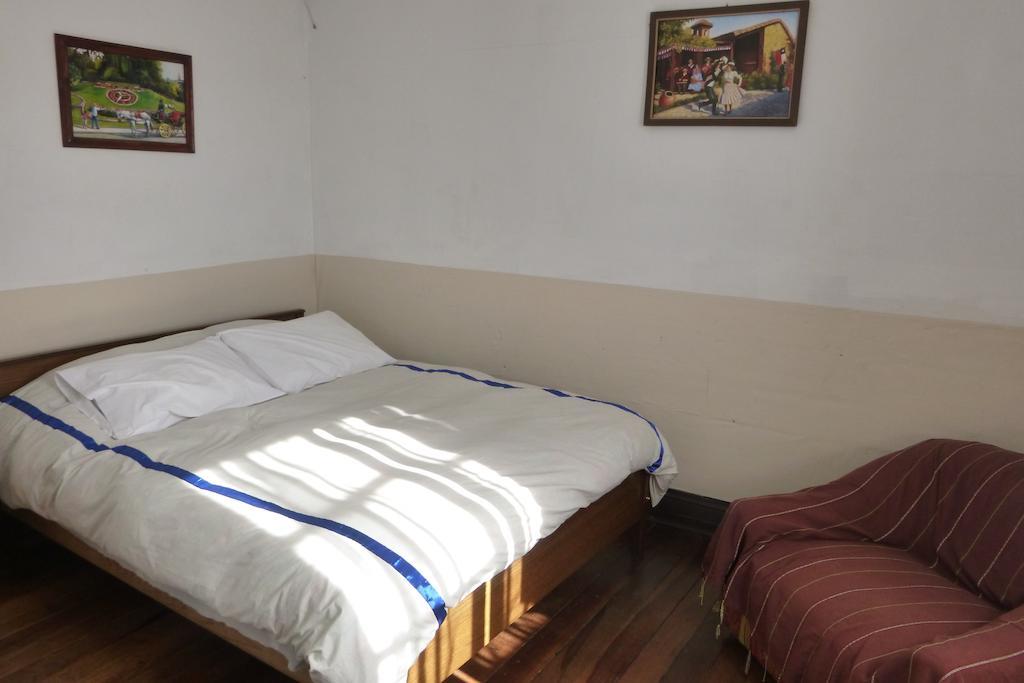 Habitación Doble con baño compartido