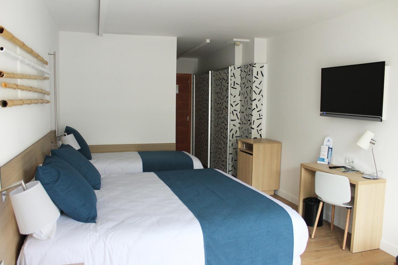 Design Triple Room,537627357:JPEG