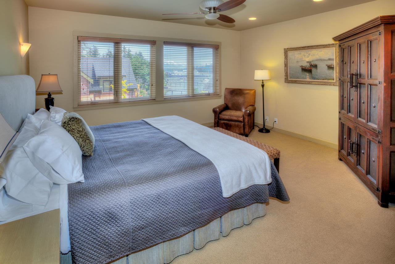 Two-Bedroom Townhouse,538310640:JPEG