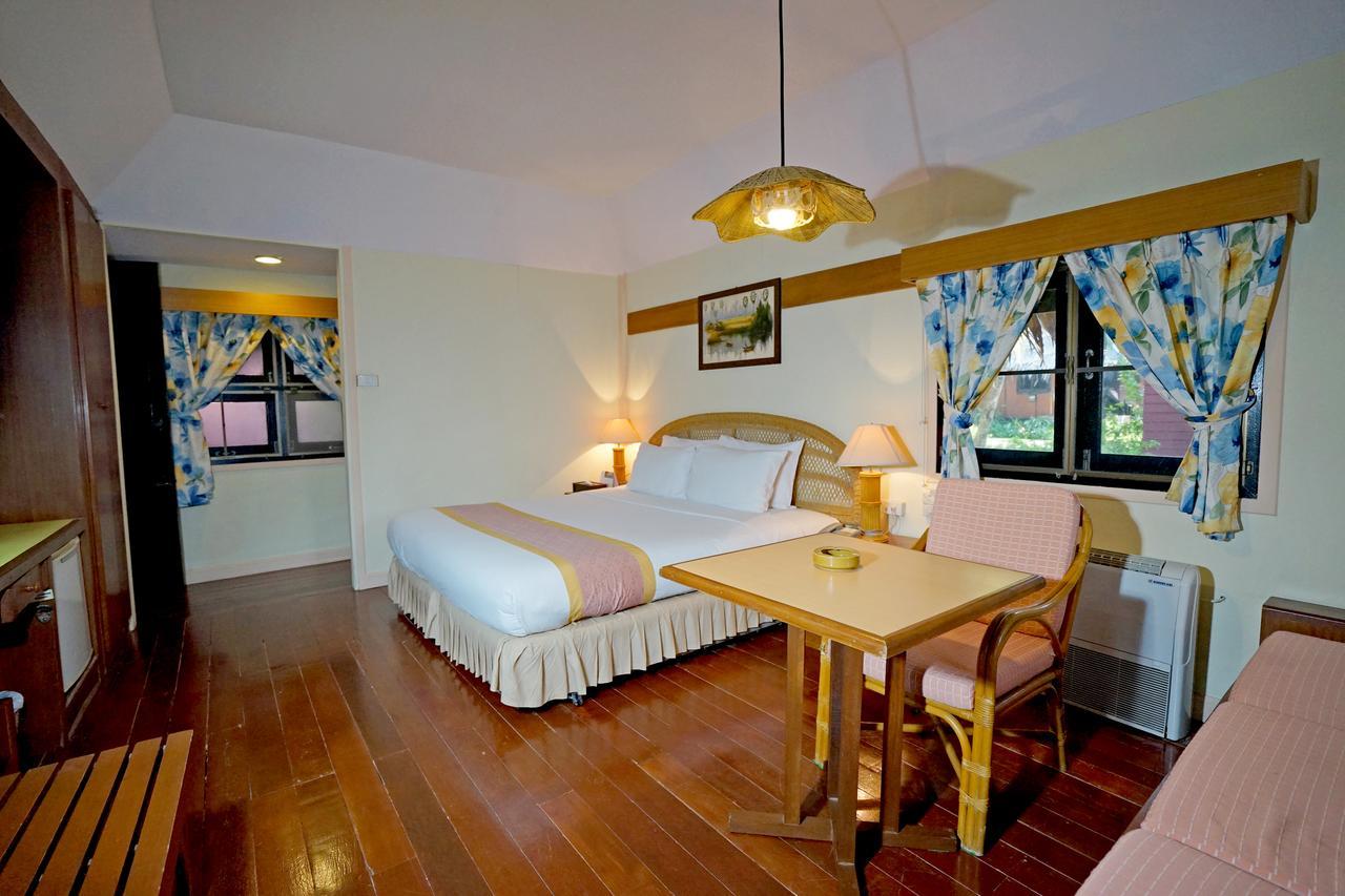 Garden Family Bungalow