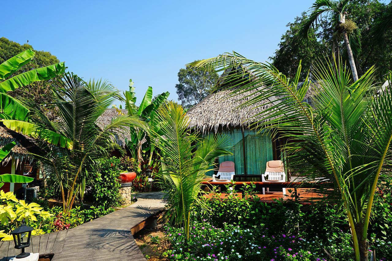Beach Family Bungalow