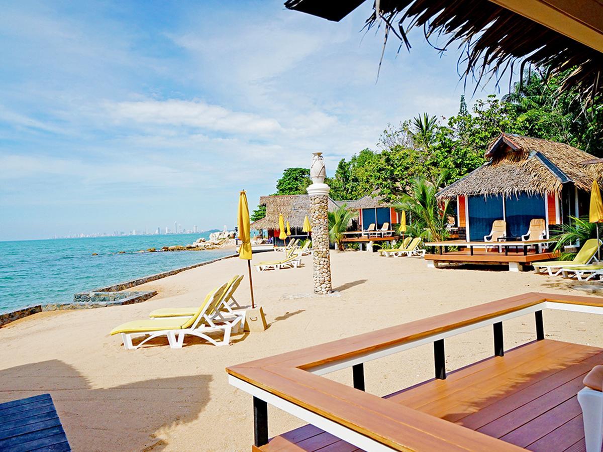On Beach Premium Bungalow