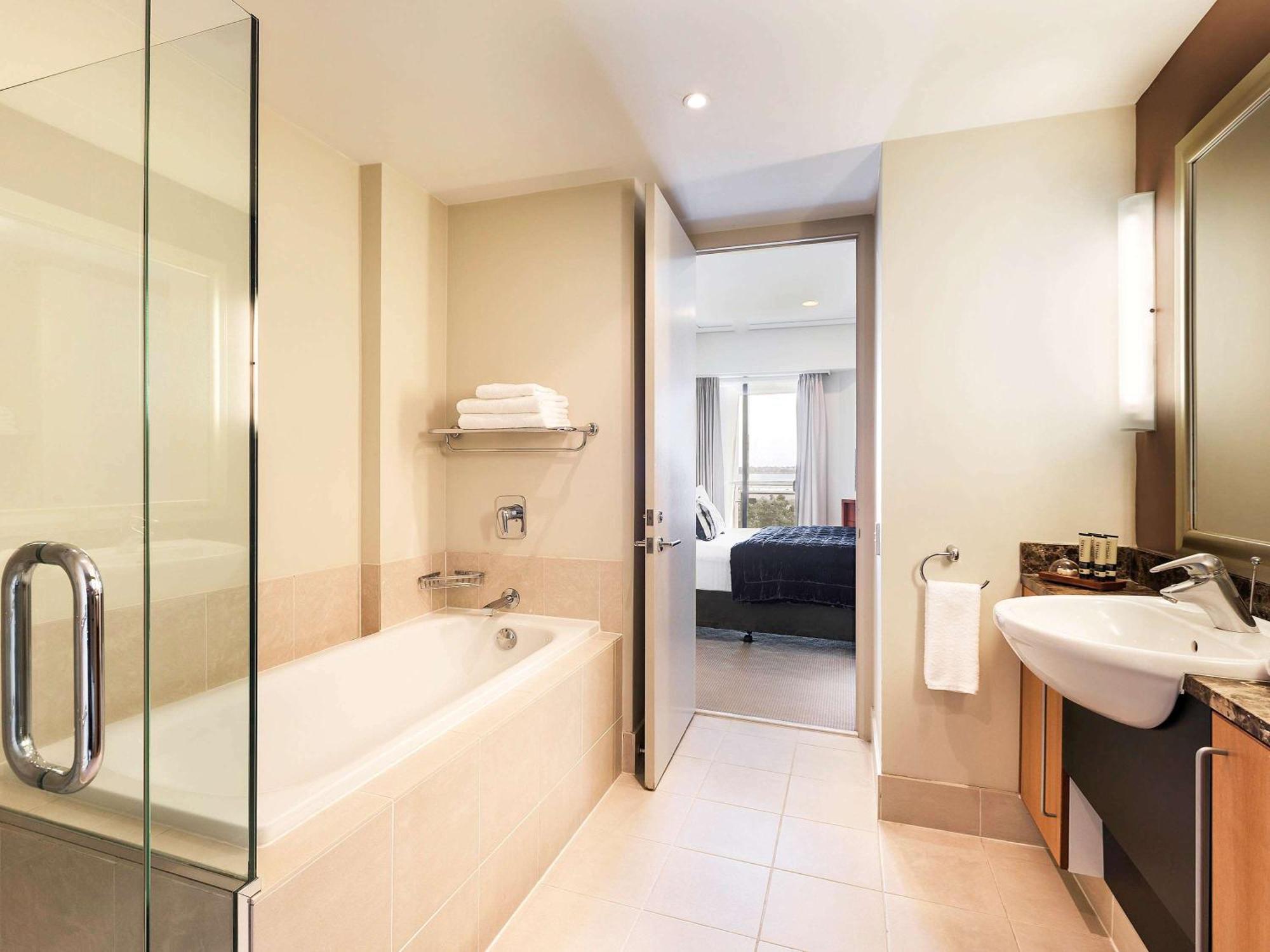 Deluxe Suite - 1 Slaapkamer - Uitzicht op de Jachthaven