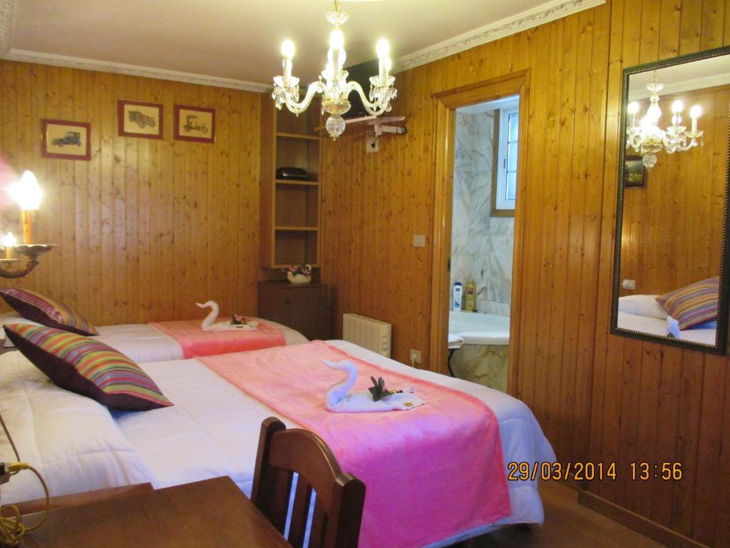 Double room with extra bed, hot tub, terrace and parking