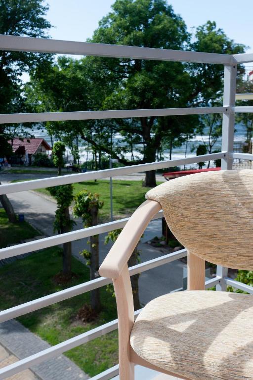 Doppelzimmer mit Balkon und Meerblick