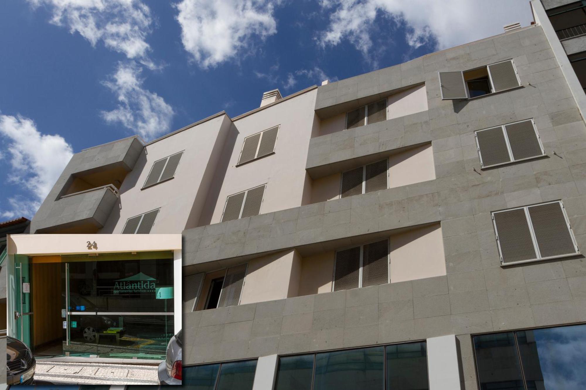 Apartamento con balcón