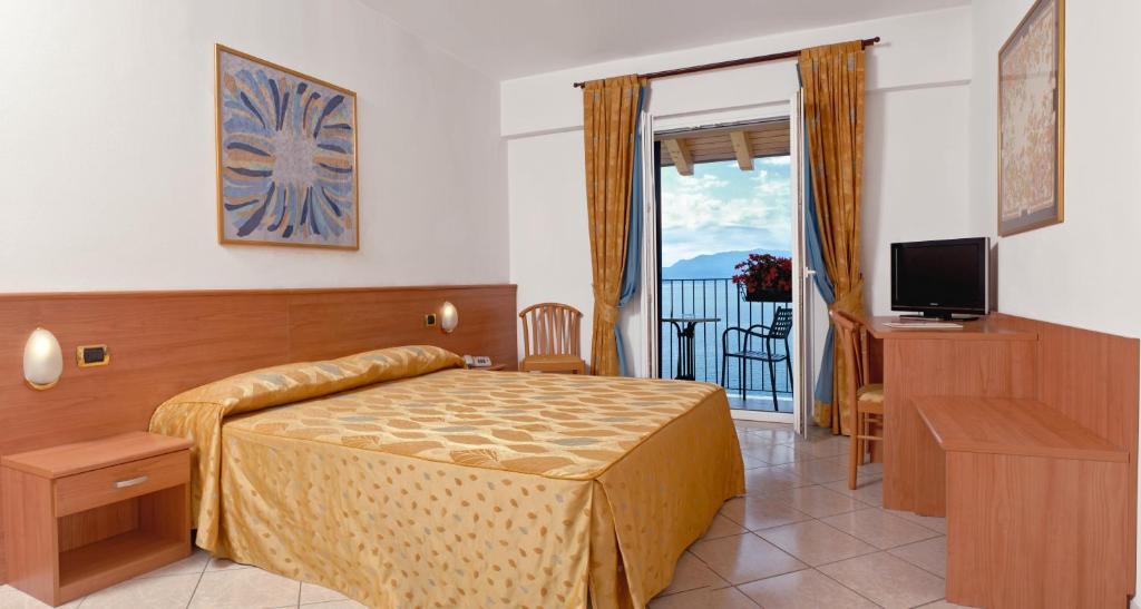 Comfort Double Room Lake View