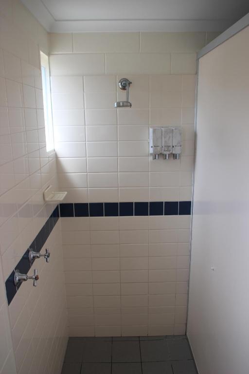 Economy Double - Shared Bathroom