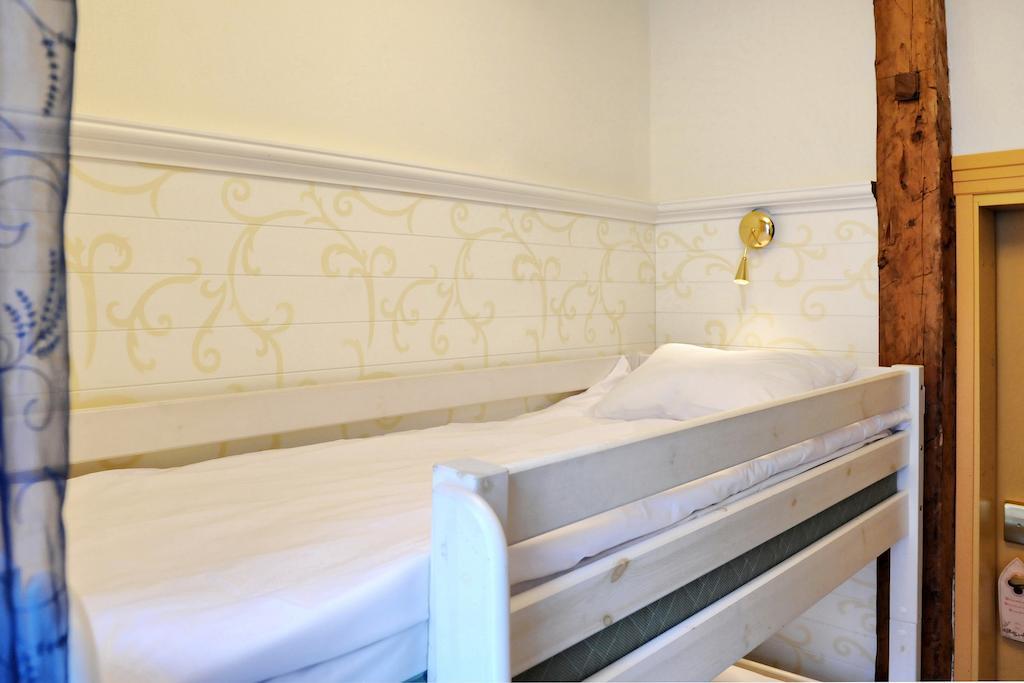 Habitación Pequeña con litera y aparcamiento gratuito