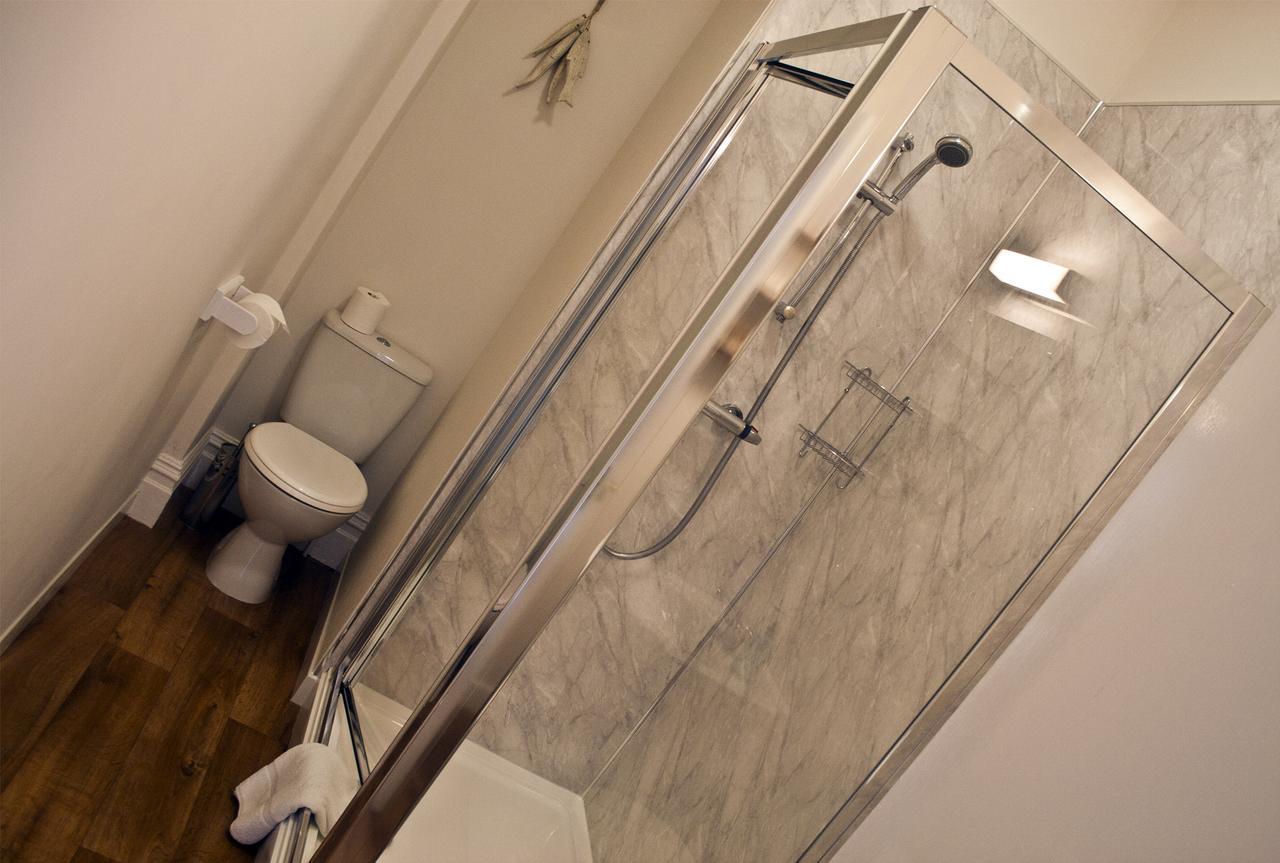 Double Room with Four Poster Bed with Sea View
