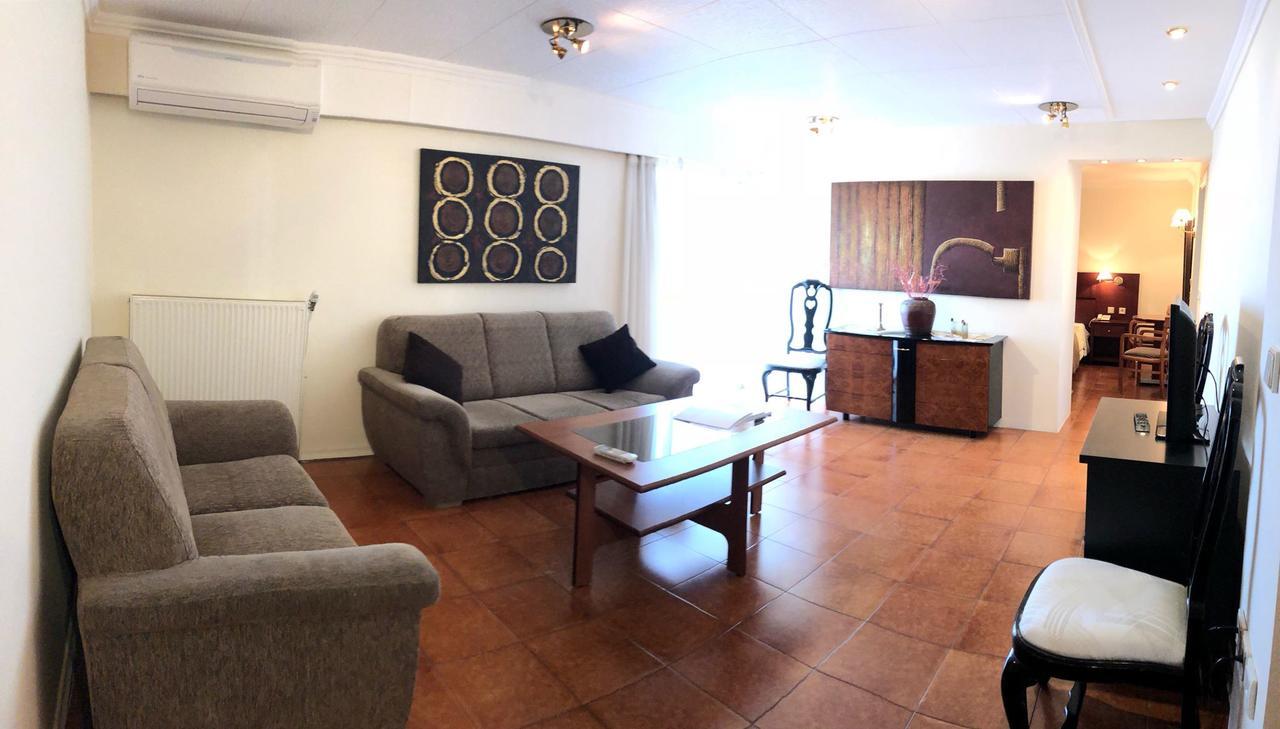 Deluxe Suite with Sea View
