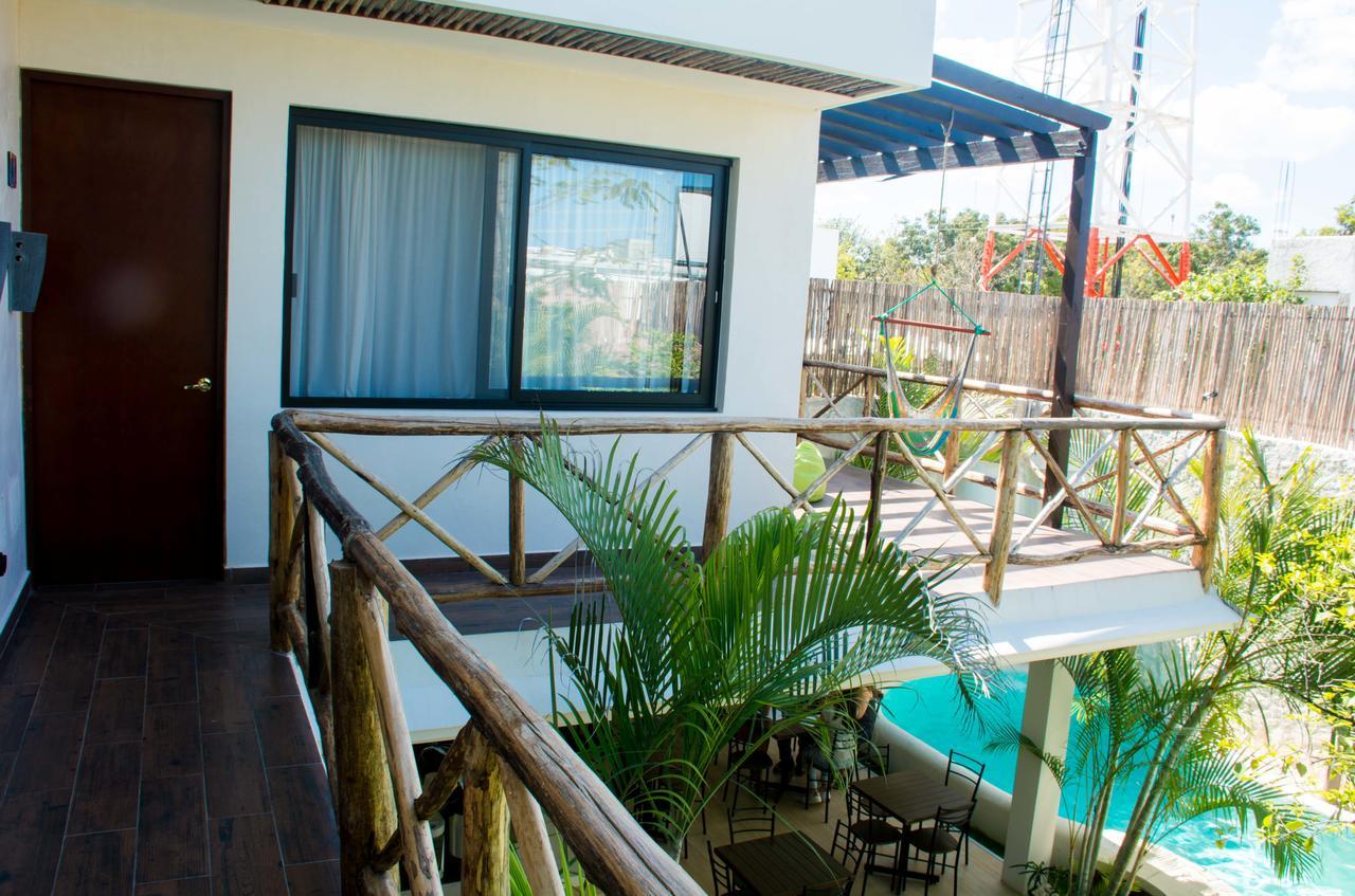 Suite Junior con vistas a la piscina