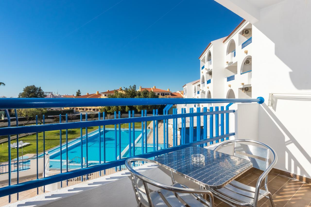 One-Bedroom Apartment Pool View
