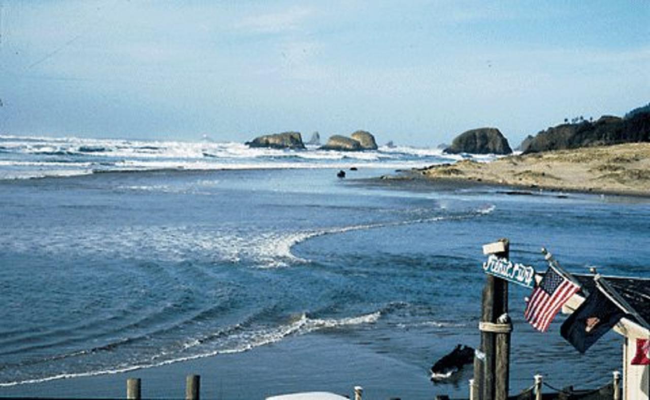Studio with Ocean View - ADULTS ONLY - No Pets Allowed