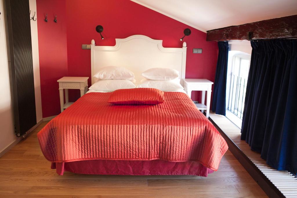 Small Double Room