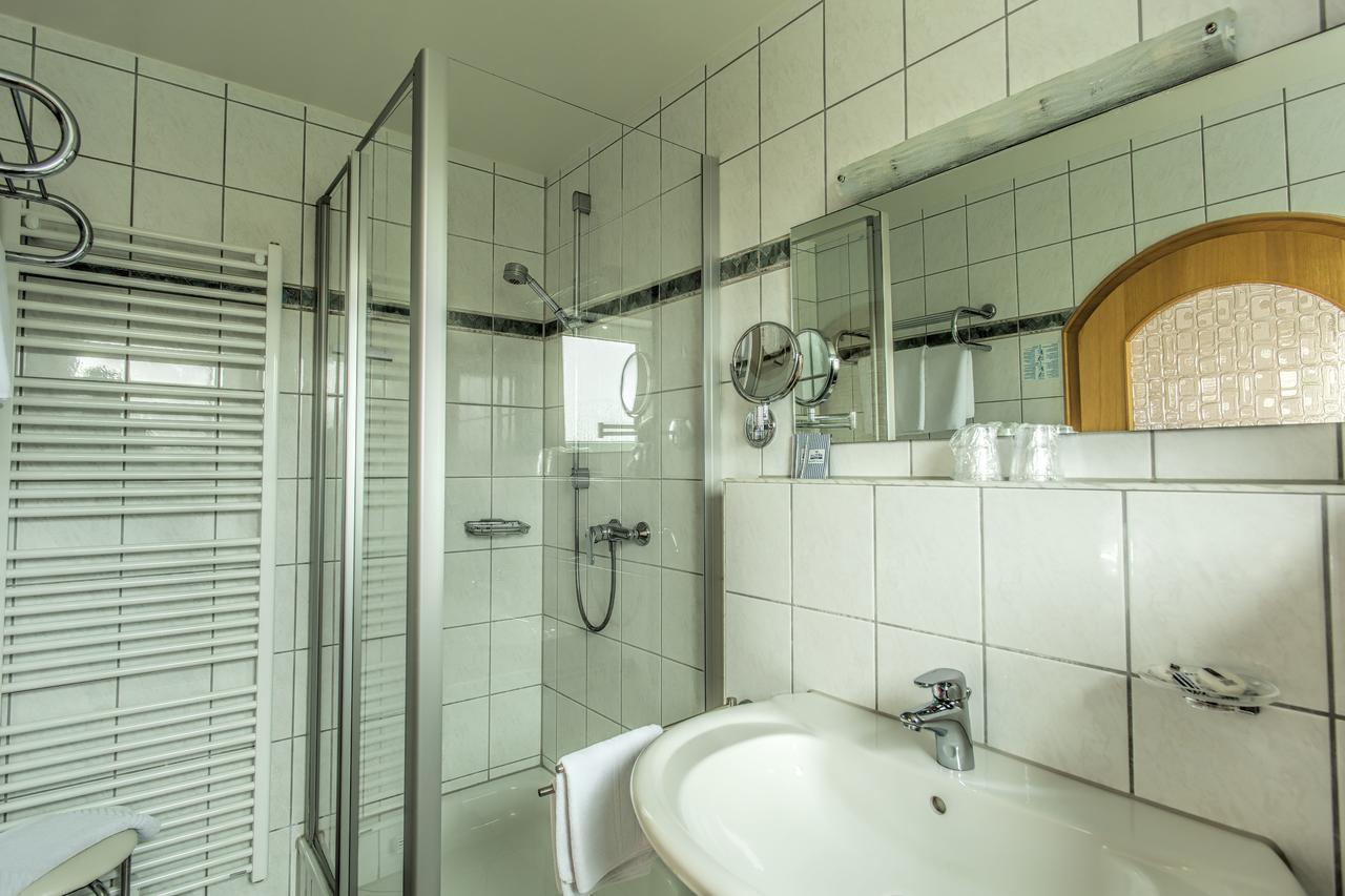 Doppelzimmer mit Seeblick