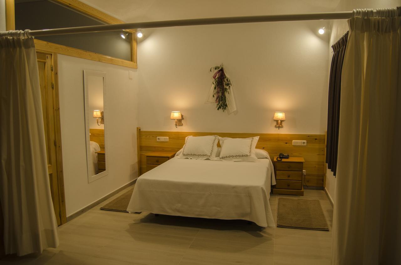 Double Room,635736111:JPEG