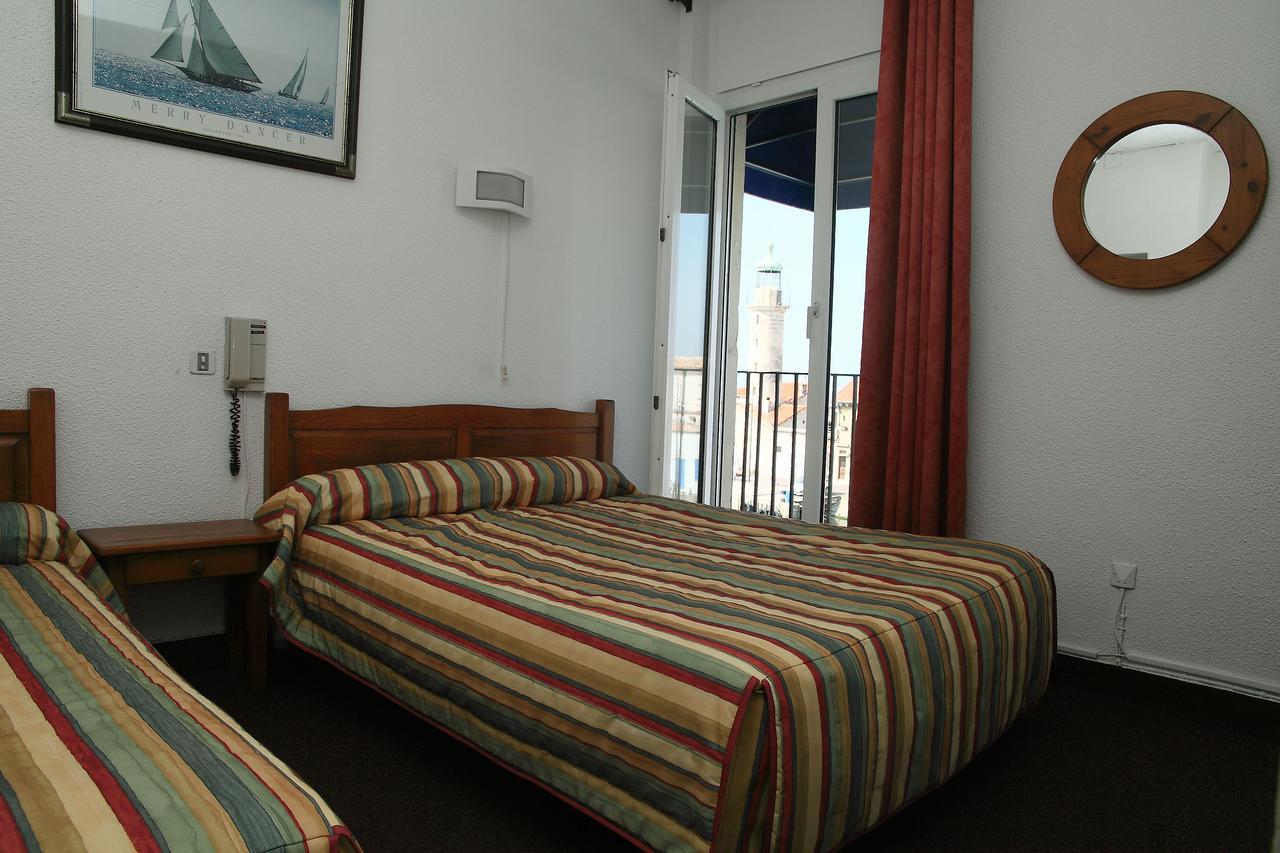 Chambre Triple Supérieure - Vue sur Mer