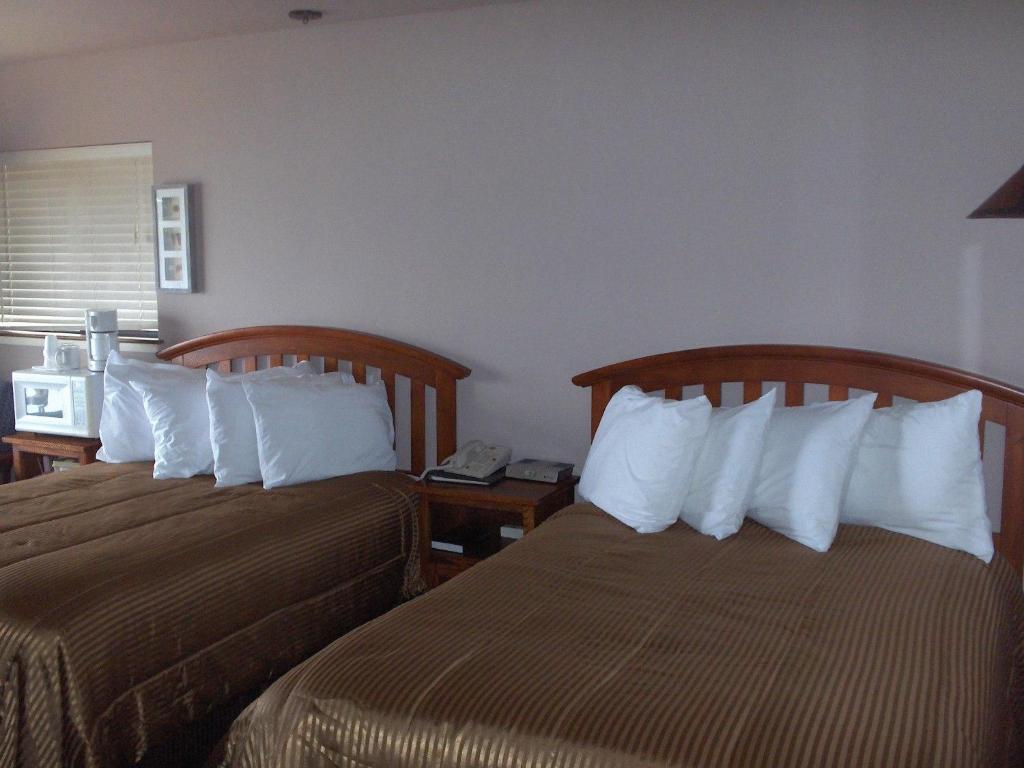 Doppelzimmer mit 2 Doppelbetten