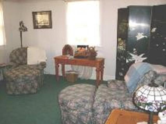 Deluxe King Suite,63897718:JPEG