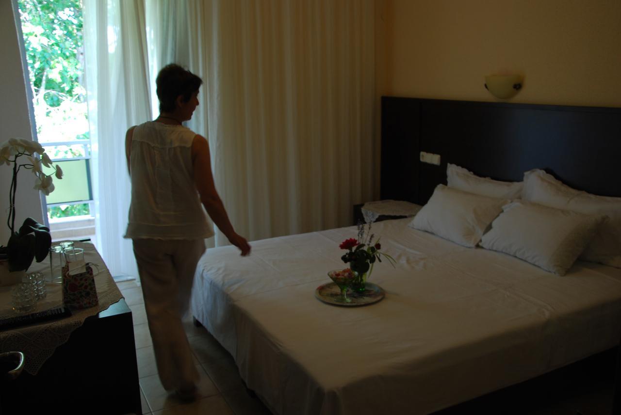 Familienzimmer mit seitlichem Meerblick