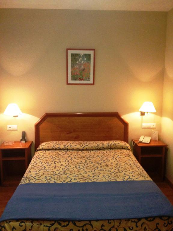 Single Room Petite,64011586:JPEG