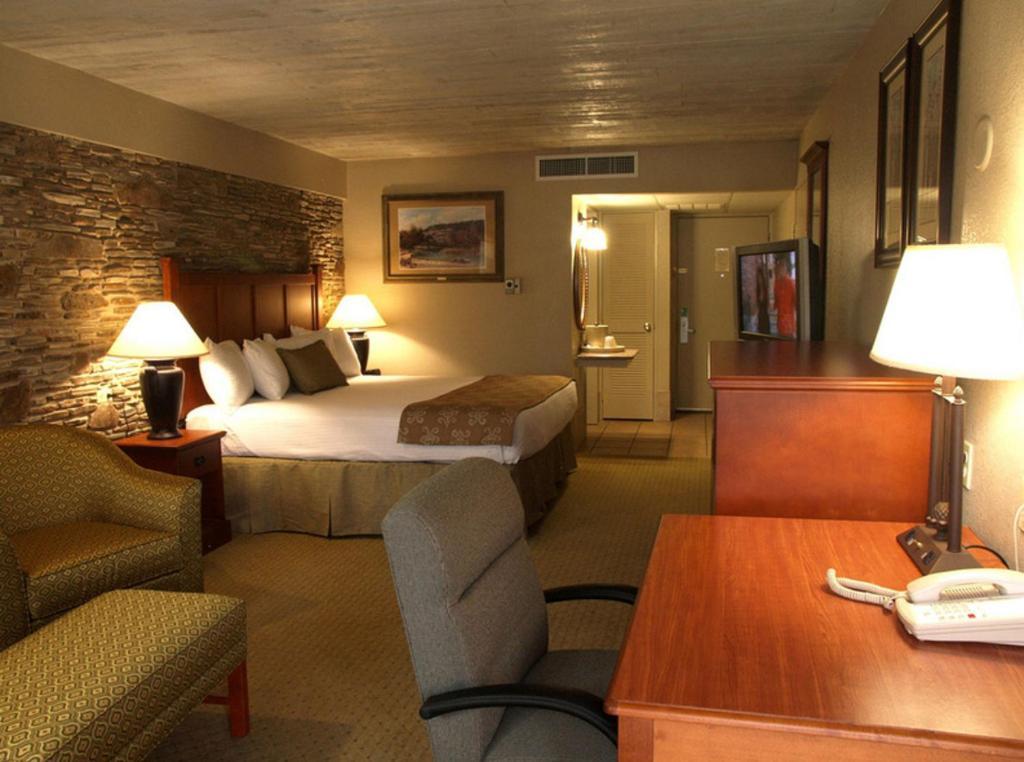 King Room - Non-Smoking