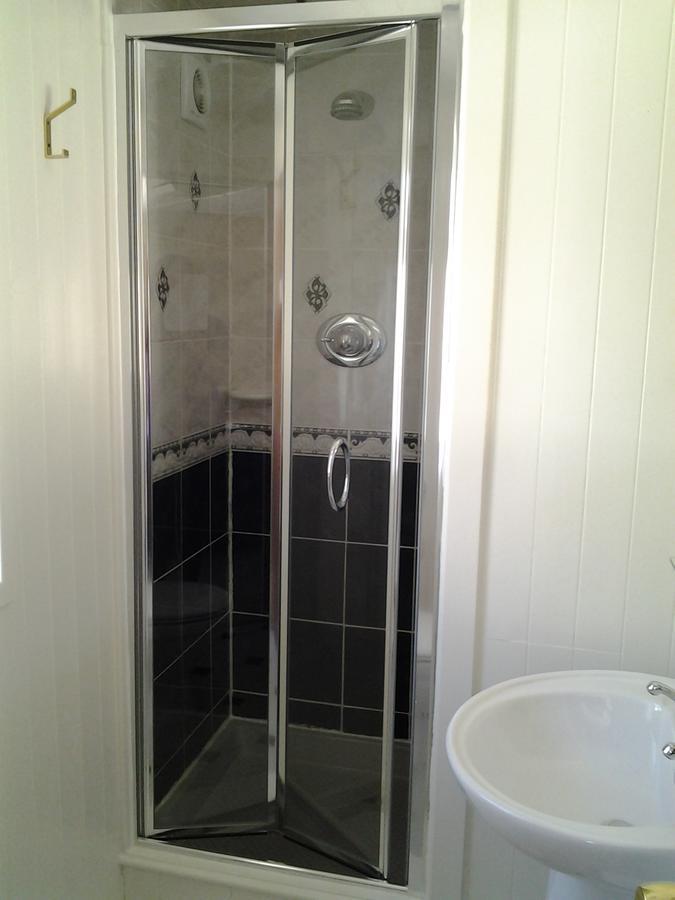 Tweepersoonskamer met 2 Aparte Bedden