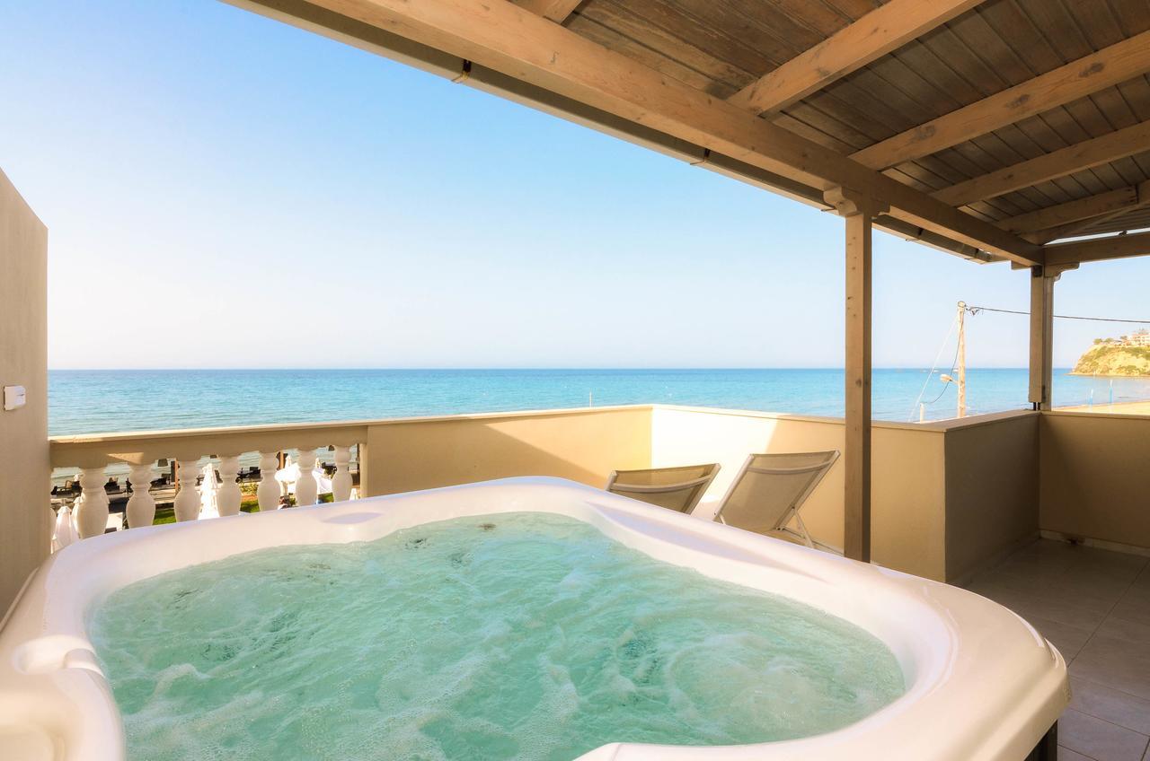 Deluxe Sea View,708856570:JPEG