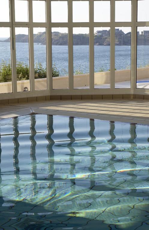 Appartement met 1 Slaapkamer (4 Volwassenen) en Gedeeltelijk Uitzicht op Zee