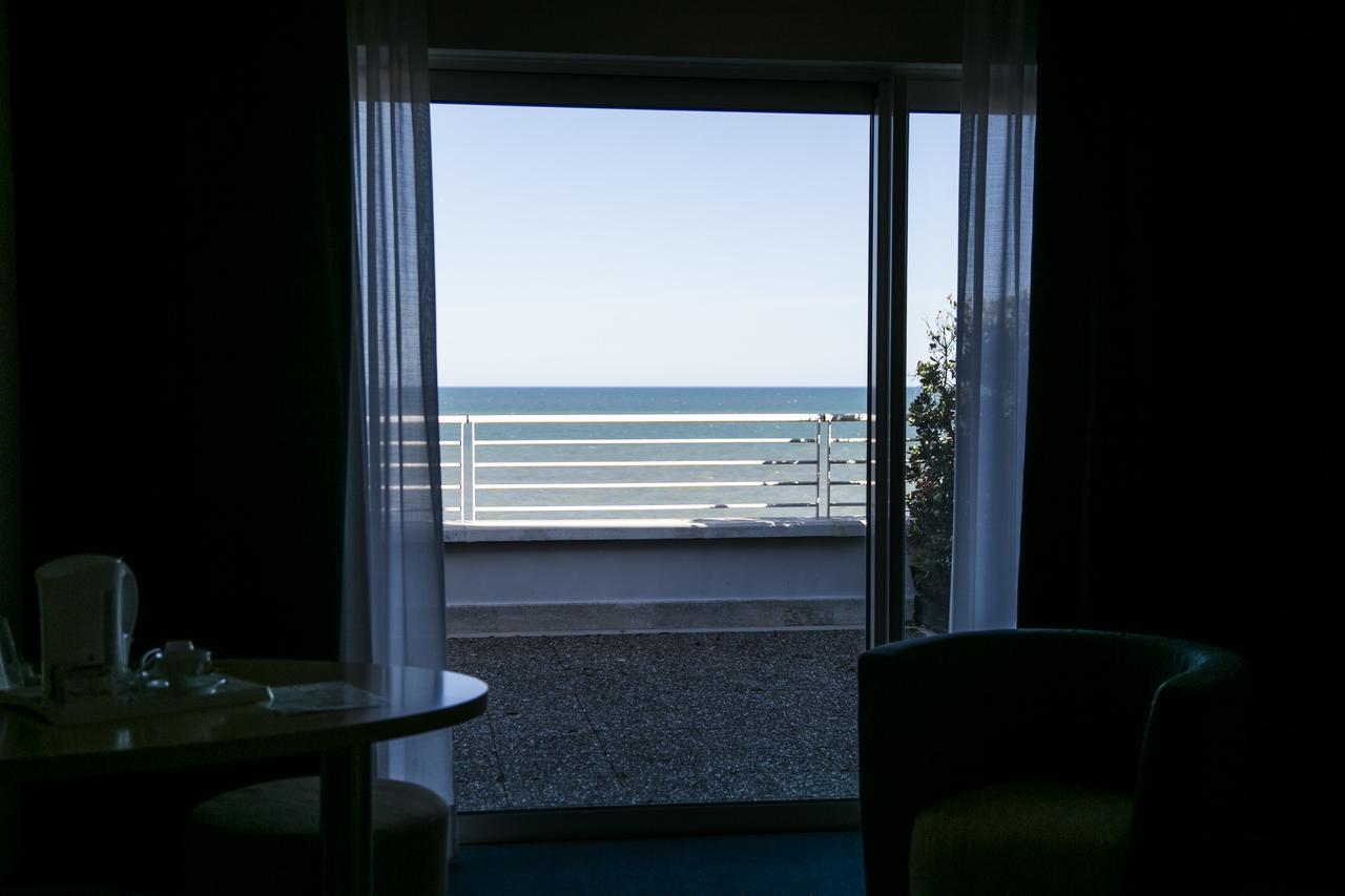 Superior Double Room Balcony Sea View