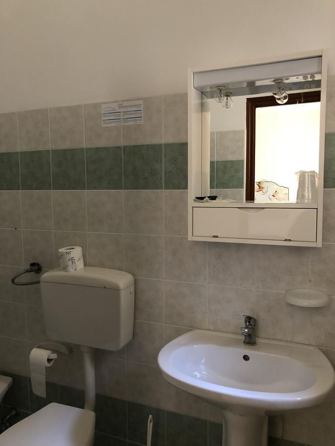 Standard Triple Room,644692872:JPEG