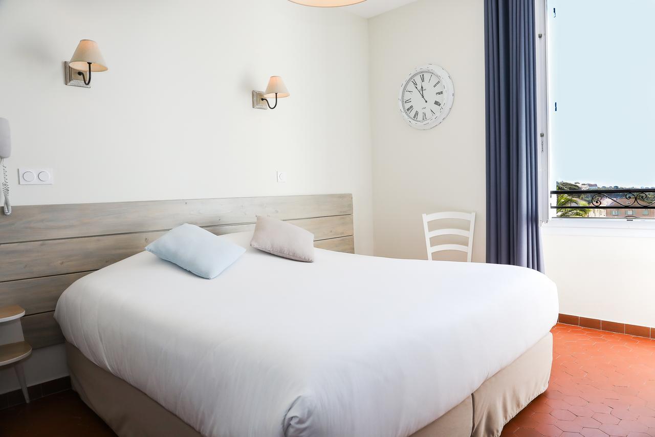 Garden View Room