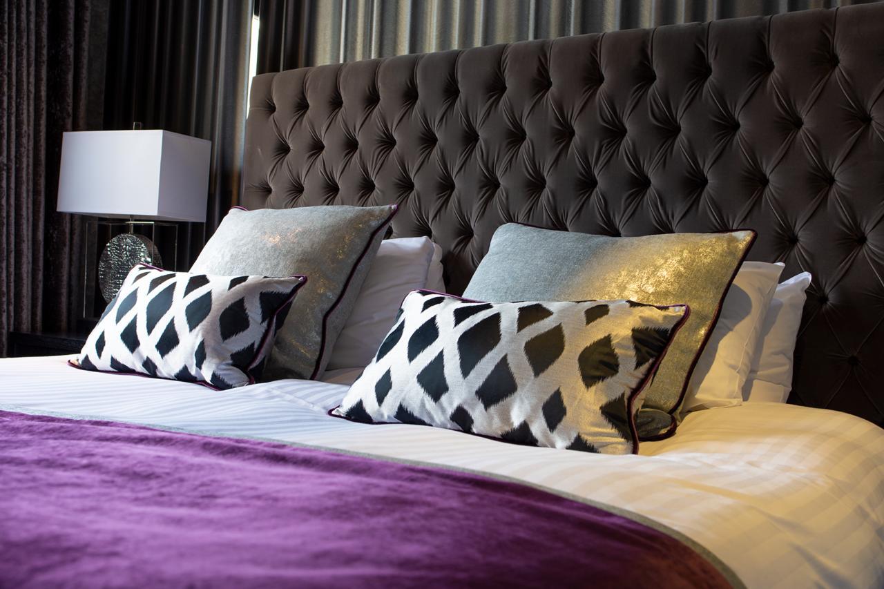 Suite Family Room