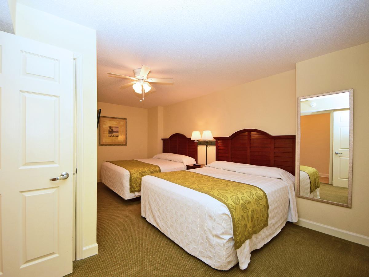 1 Bedroom 1 Bath Side-view Condo 2 Queens Wall Bed T29
