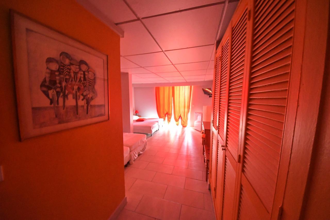 Chambre Quadruple avec Terrasse - Vue sur Mer